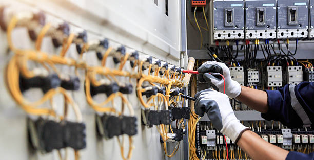 Professional Electrician technician working in Island City, OR